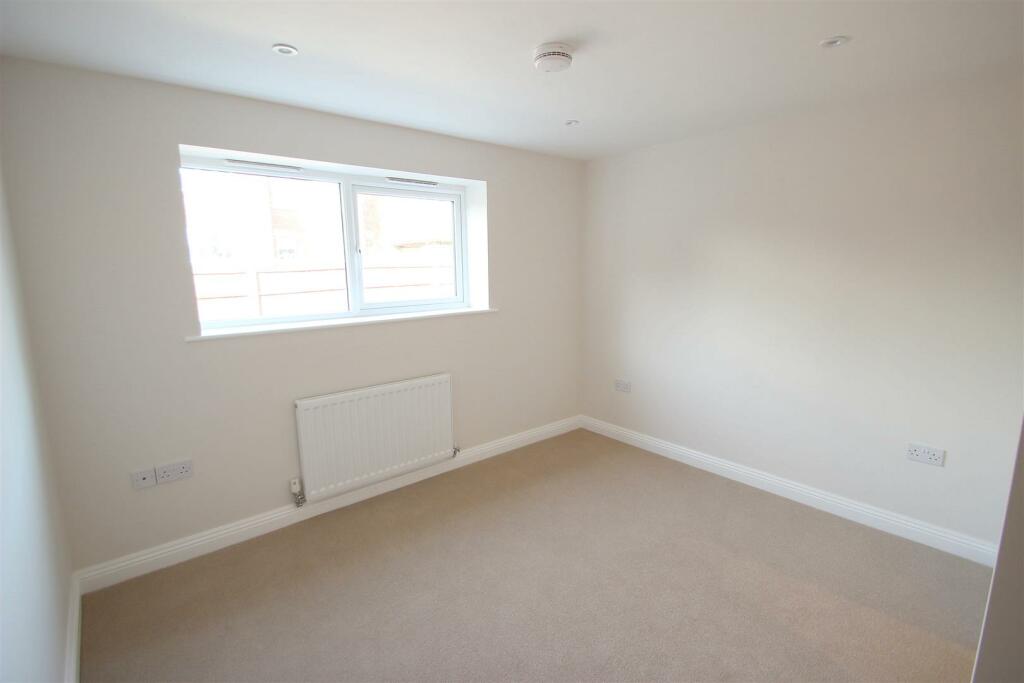 Additional image 4 of Flat 6 Parkers Court, 9 Frances Road