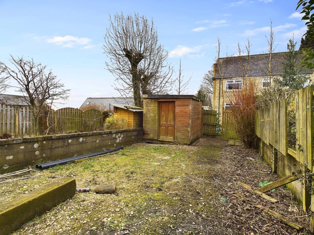 Additional image 17 of 15 Beacon Grove, Bradford