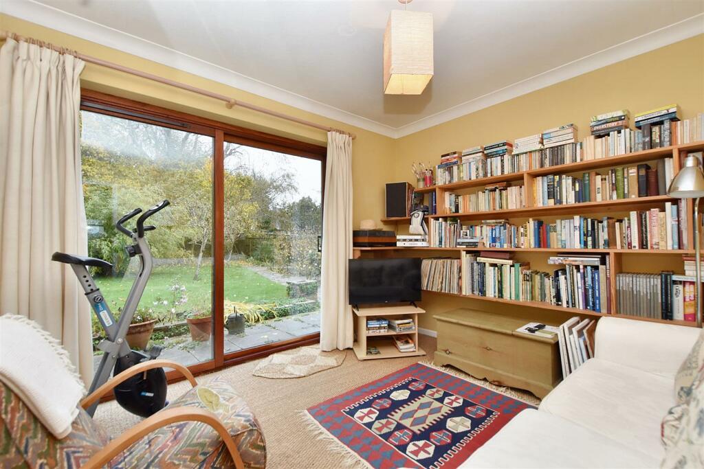 Additional image 10 of Haystoun Close, Eastbourne