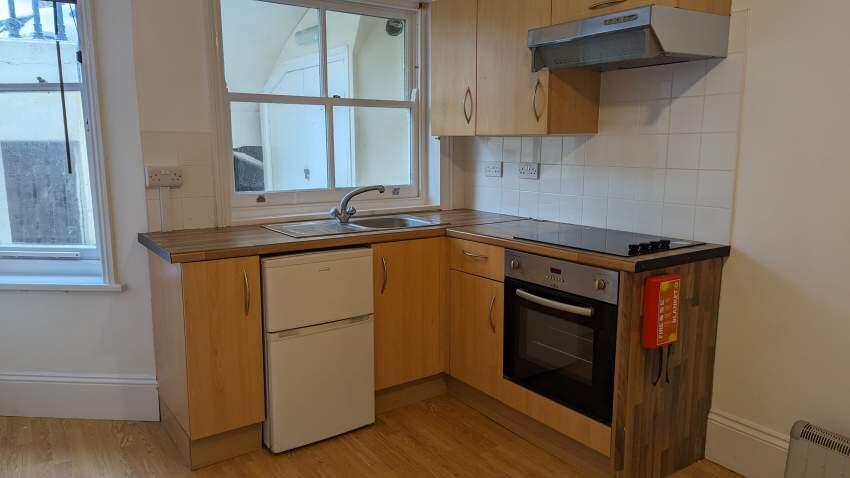 Additional image 2 of HOLLAND ROAD CLOSE TO PALMEIRA SQUARE