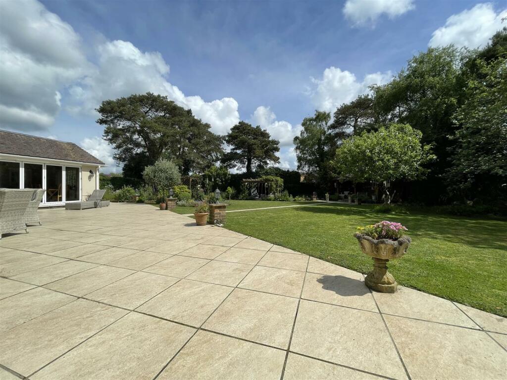 Additional image 28 of Lone Pine Drive, West Parley