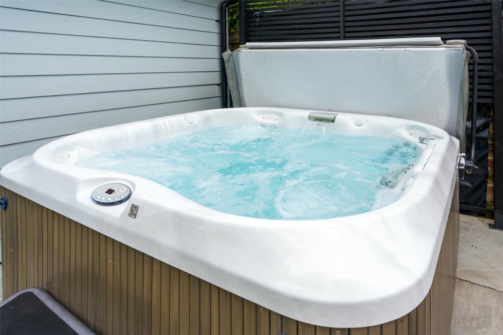 Additional image 44 of The Plantation, Worthing, West Sussex, BN13