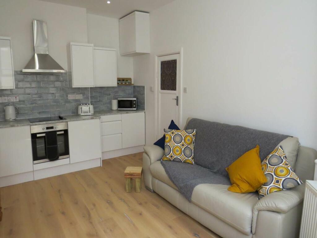 Additional image 19 of Glengarry, 75 St Michaels Road, Bournemouth