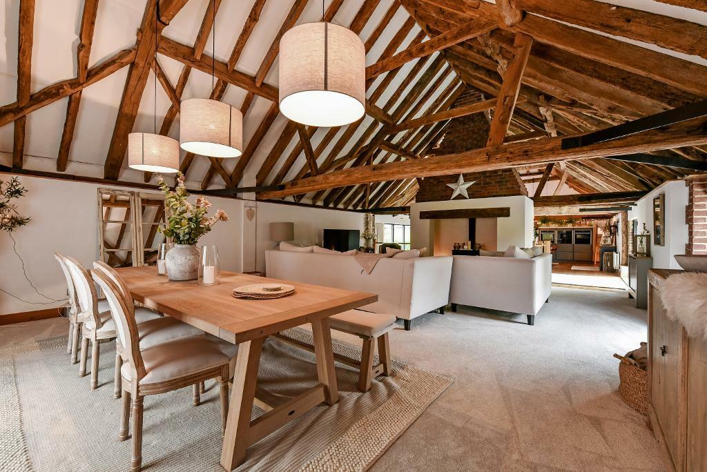 Additional image 10 of High Street, Upper Beeding, West Sussex, BN44 3WN