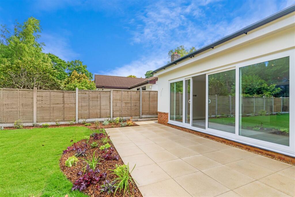 Additional image 12 of Fairway View Close, West Parley