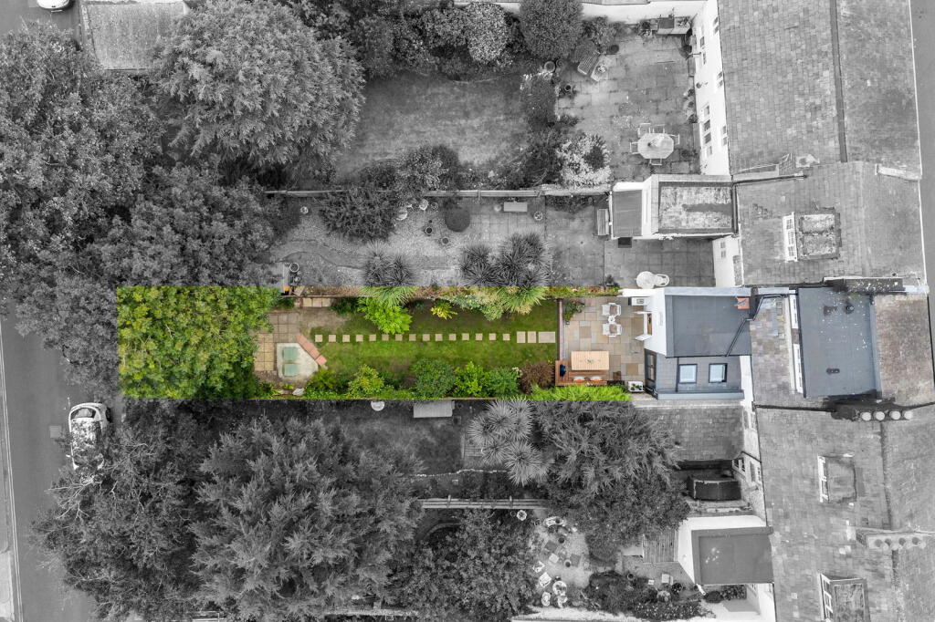 Additional image 17 of Warwick Place, Worthing, BN11 3EU