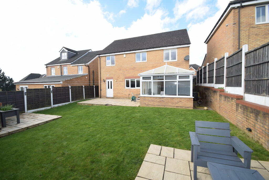 Additional image 12 of Burghley Walk, Shipley