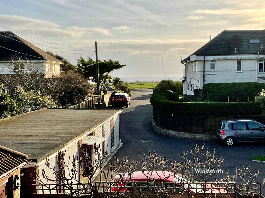 Additional image 18 of Marine Drive East, Barton on Sea, New Milton, Hampshire, BH25