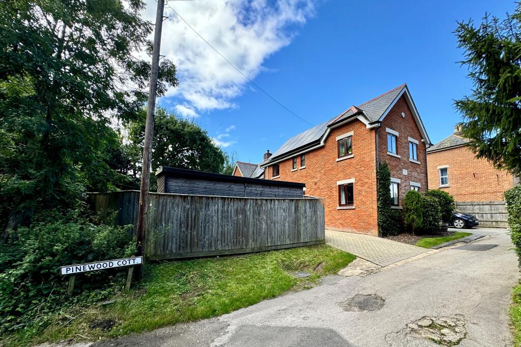 Additional image 19 of STUDLAND