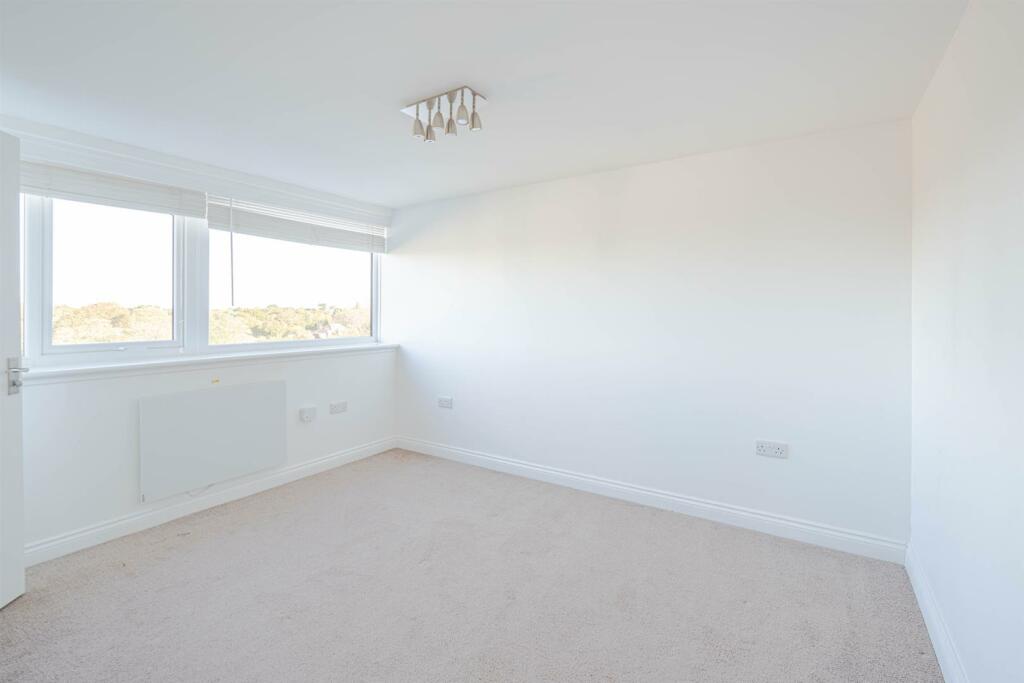 Additional image 15 of Boscombe Cliff Road, Bournemouth