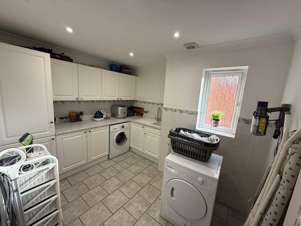 Additional image 12 of Portmore Close, Broadstone