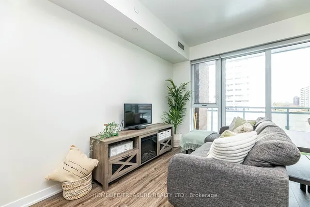Additional image 11 of 1830 Bloor St Unit 703