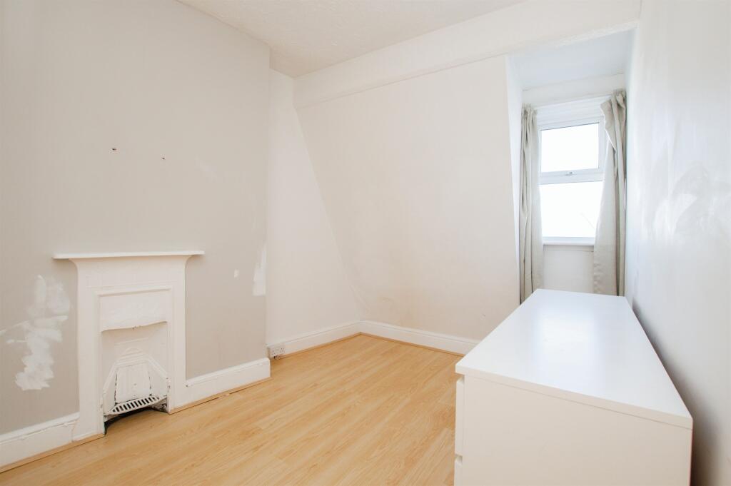 Additional image 5 of Seabourne Road, Bournemouth