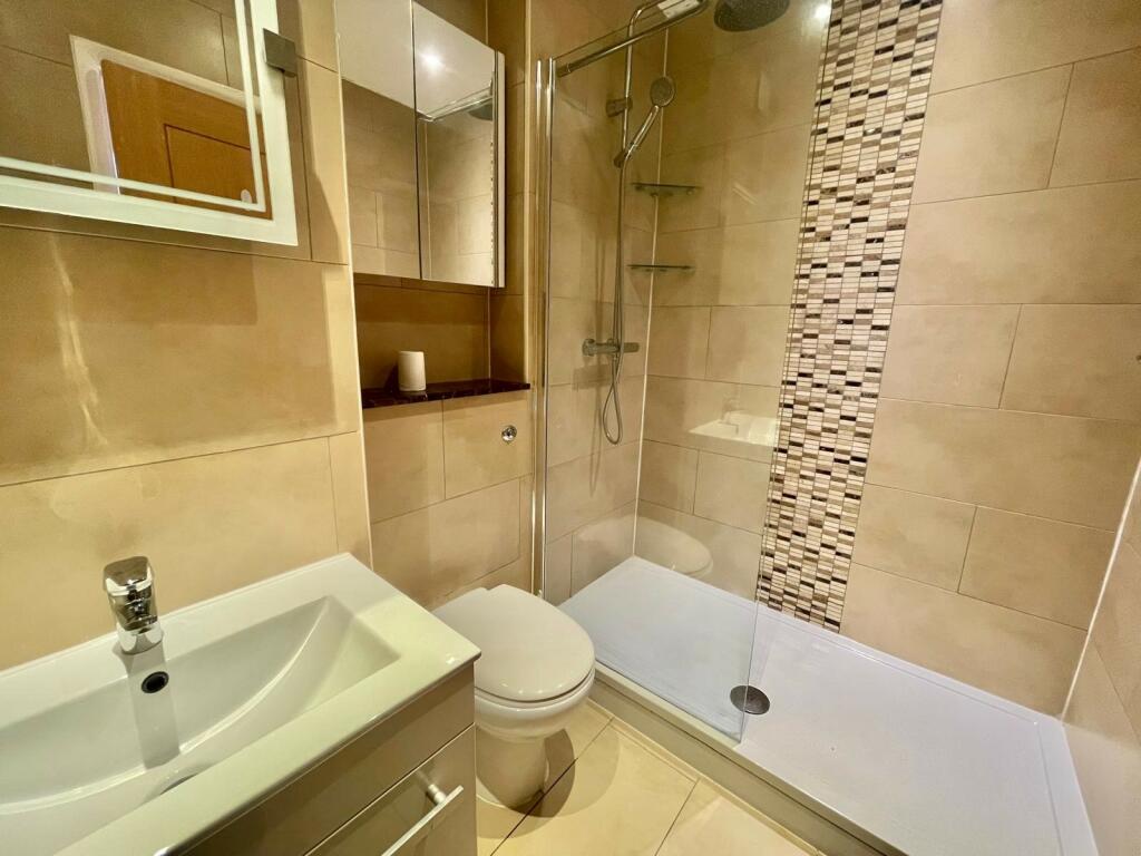 Additional image 4 of Sea Road