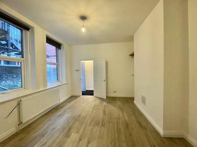 Additional image 4 of Sea Road