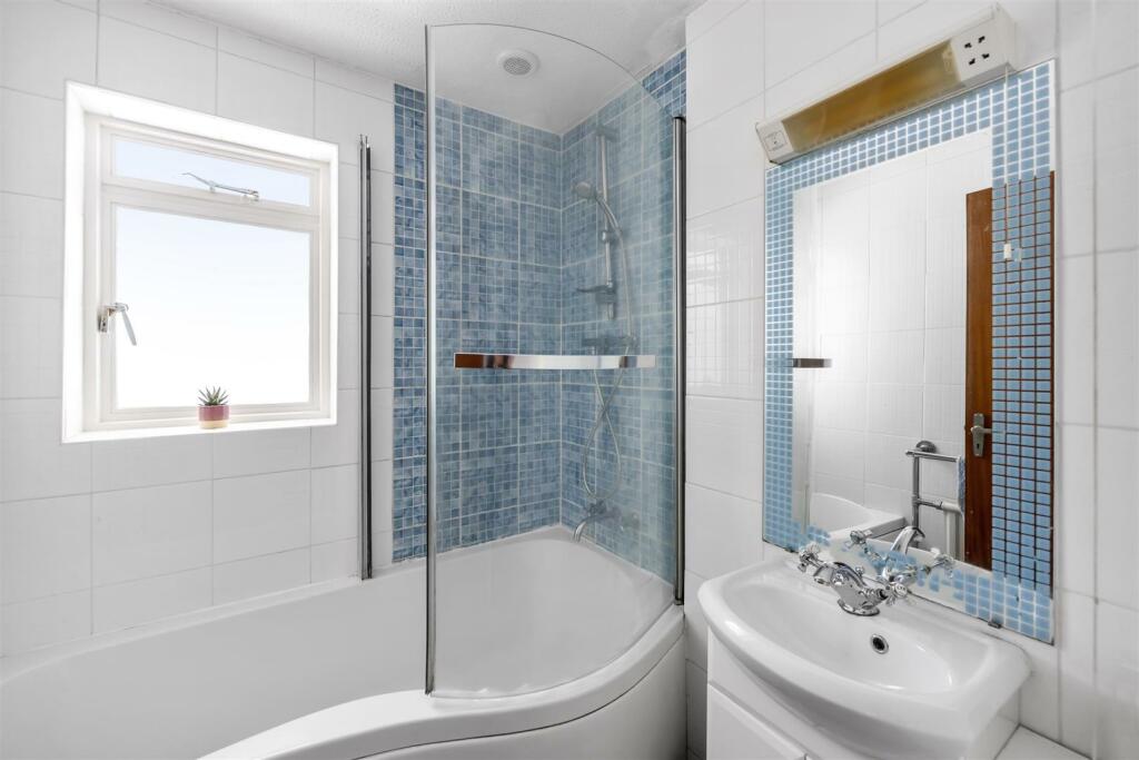 Additional image 15 of Fairlie Gardens, Surrenden, Brighton