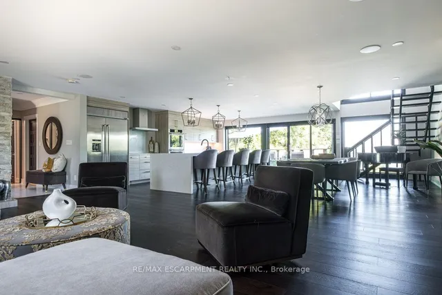 Additional image 6 of 822 Danforth Pl