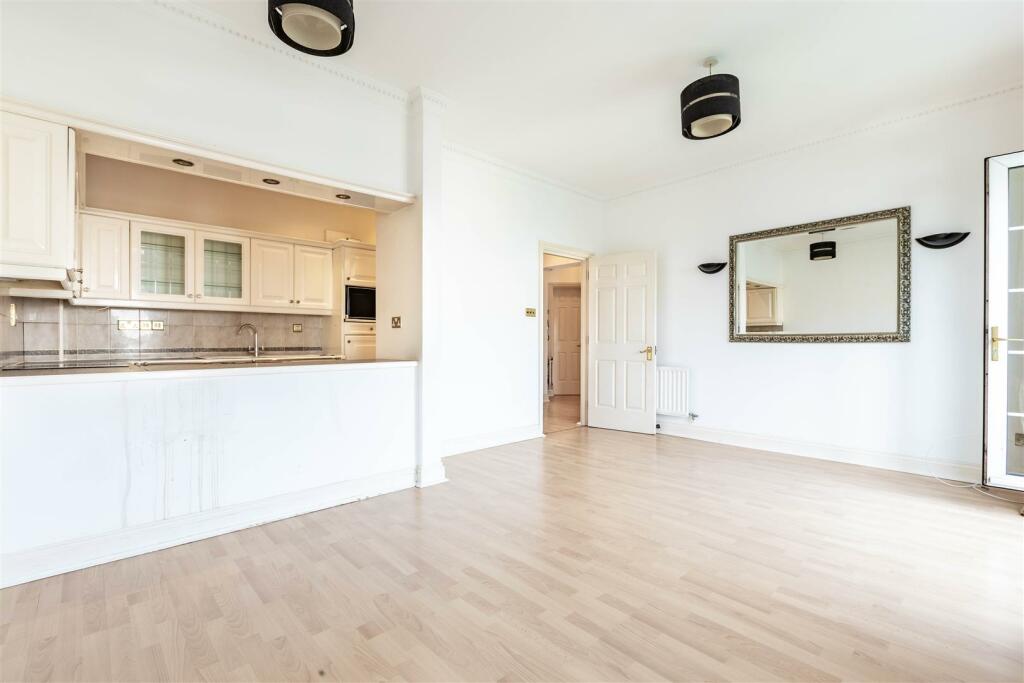 Additional image 5 of The Strand, Brighton