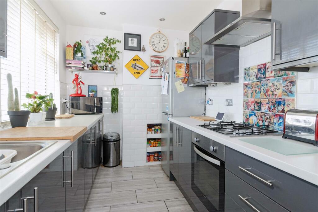 Additional image 10 of South Street, Lancing