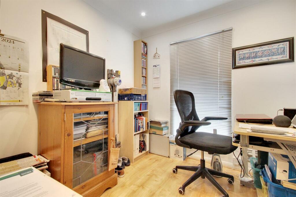 Additional image 19 of Juniper Close, Worthing