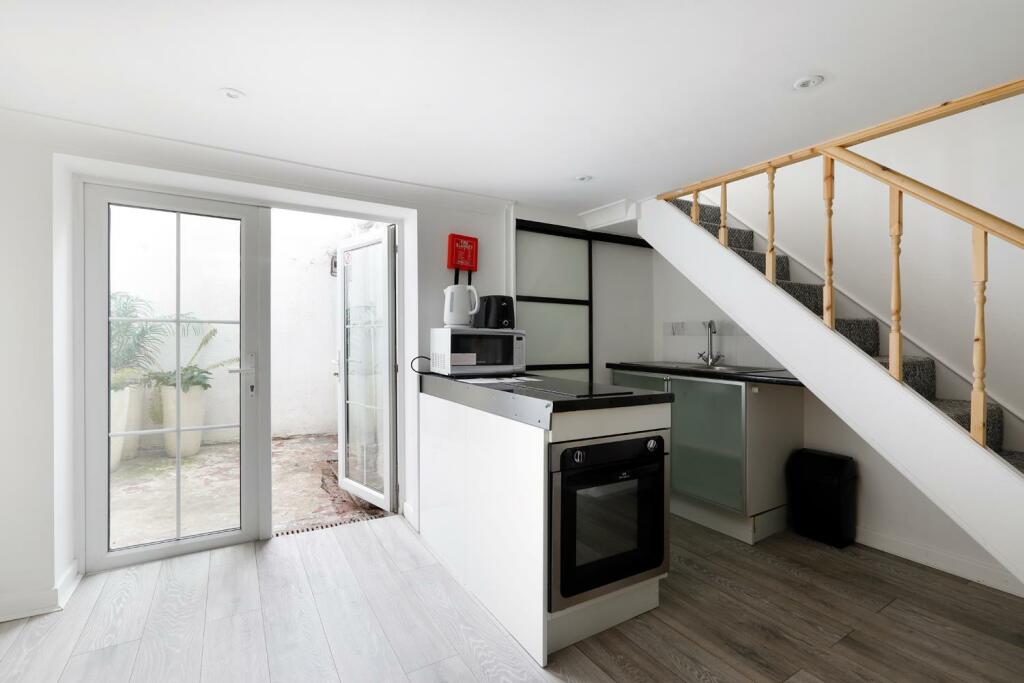 Additional image 4 of St James Street, Brighton