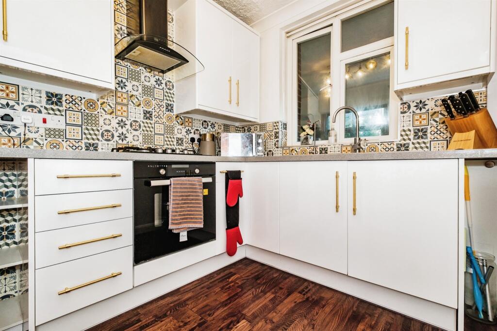 Additional image 5 of Pavilion Road, Worthing