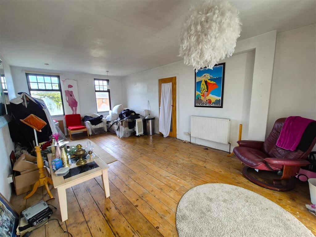 Additional image 6 of Gorleston Road, Poole