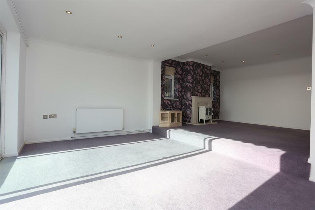 Additional image 10 of Crescent Drive South, Brighton