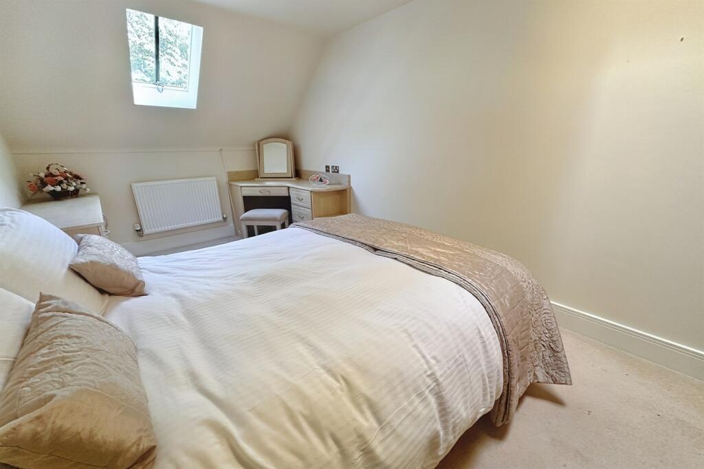 Additional image 12 of Ferndown