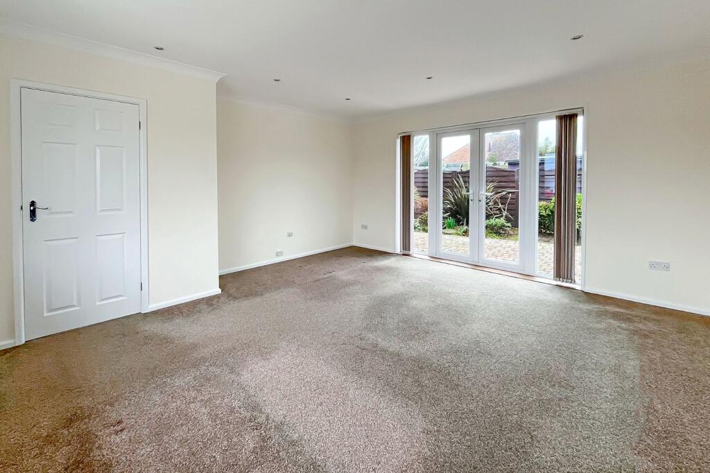 Additional image 15 of Seawaves Close, East Preston, Littlehampton, West Sussex