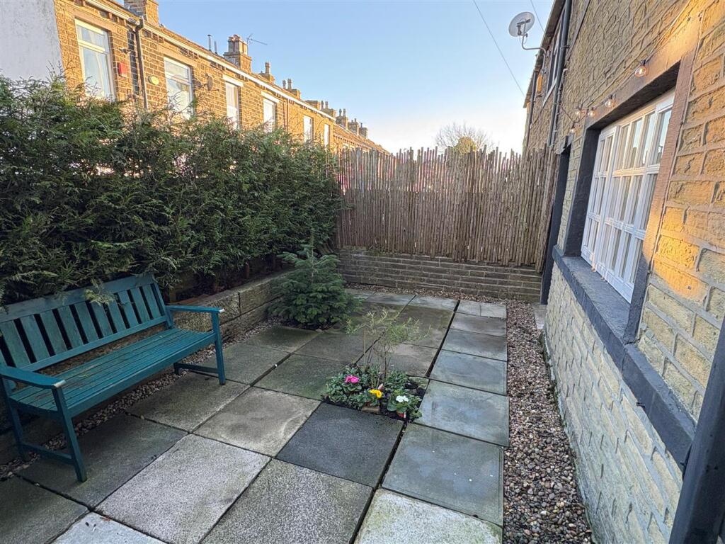 Additional image 18 of Carr House Gate, Wyke, Bradford