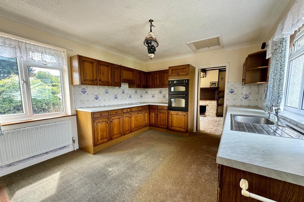 Additional image 6 of HARMANS CROSS