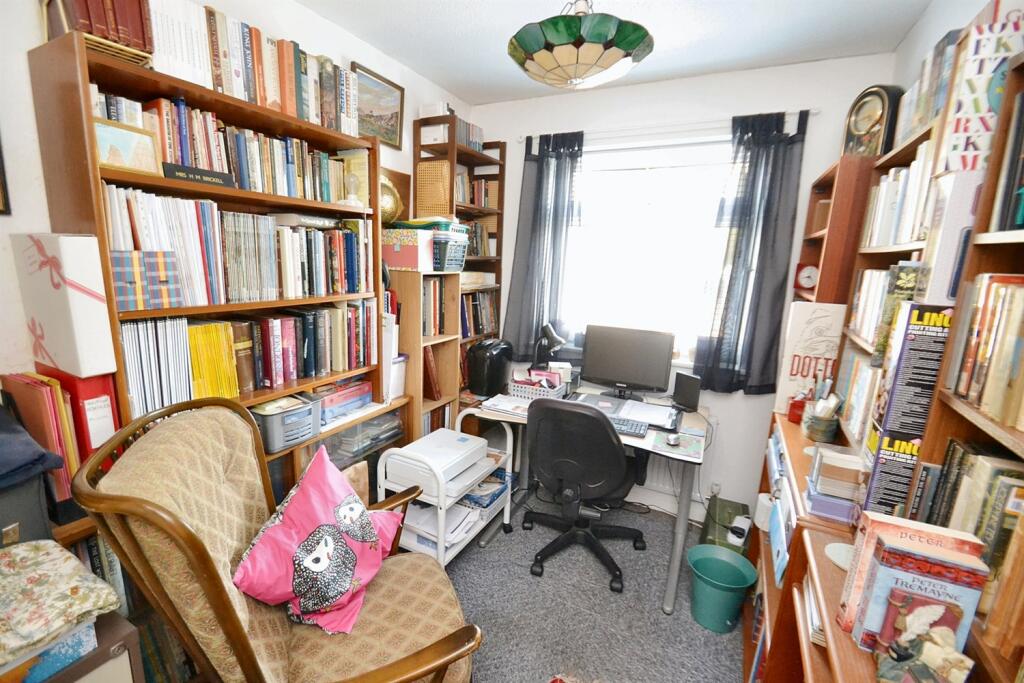 Additional image 10 of Broadstone