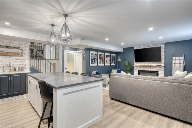 Additional image 28 of 5 Ventura Dr