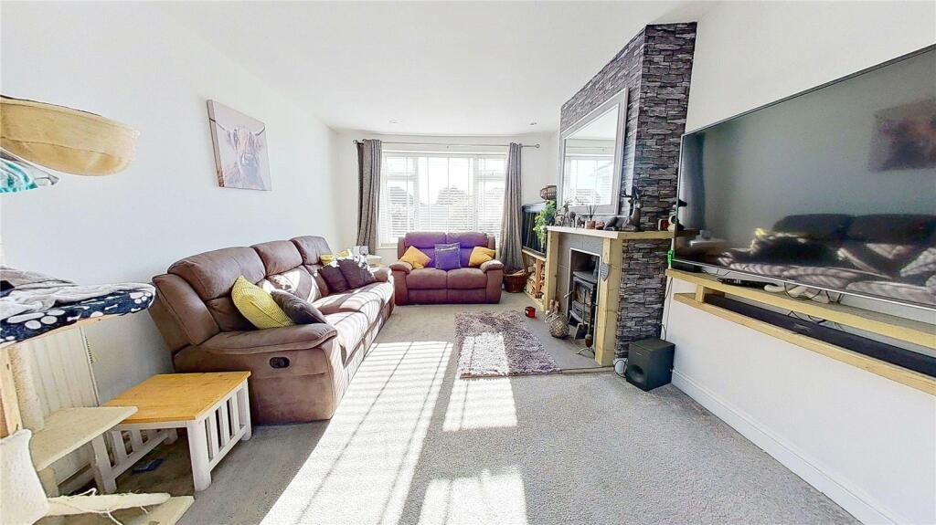 Additional image 5 of Gordon Road, Lancing, West Sussex, BN15