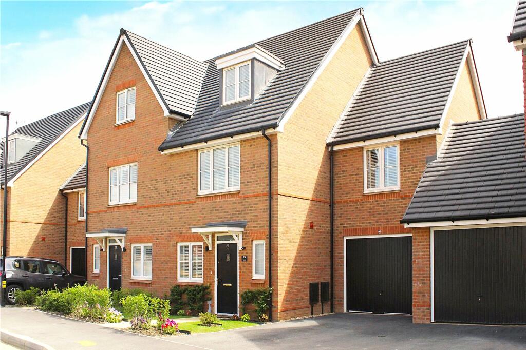 Cresswell Square, Cresswell Park, Angmering, West Sussex