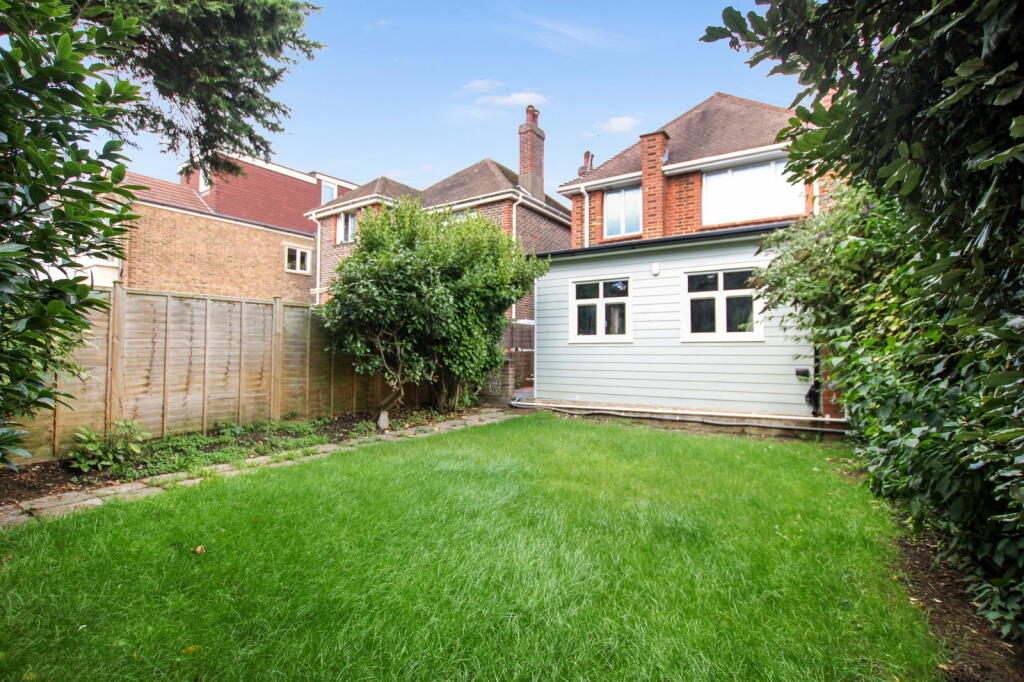 Additional image 12 of Pavilion Road, Worthing BN14 7EG