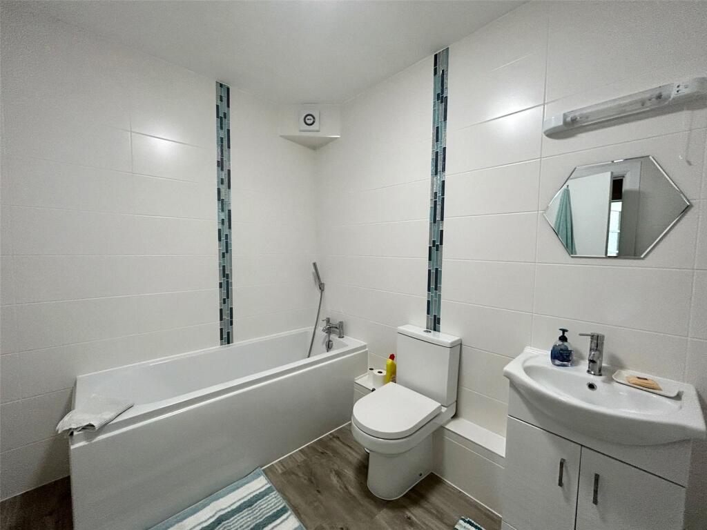 Additional image 6 of Boscombe Overcliff Drive, Bournemouth, Dorset, BH5