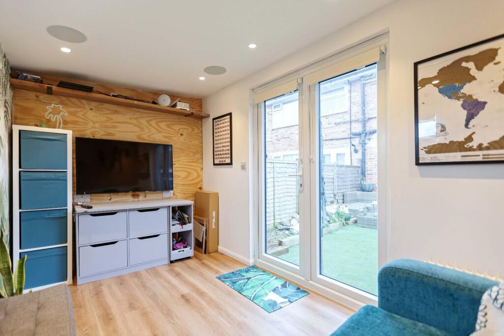 Additional image 8 of School Road, Upper Beeding, Steyning