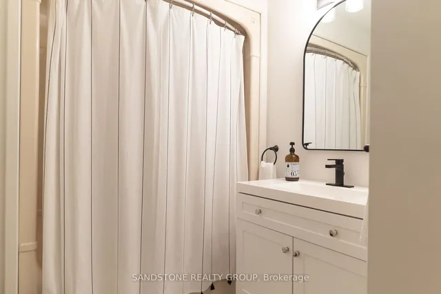 Additional image 32 of 45 Richmond Cres