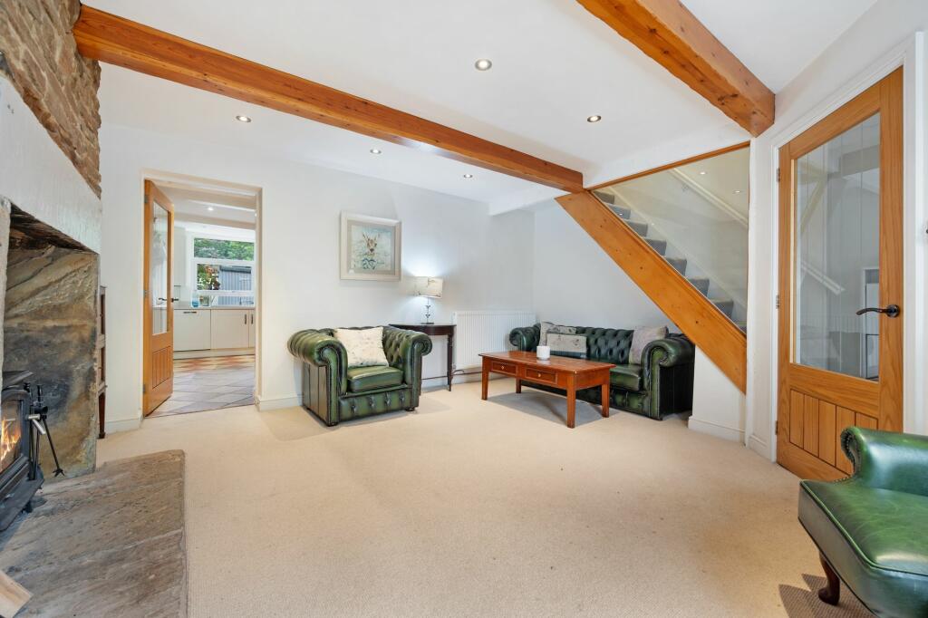 Additional image 7 of Bradshaw Road, Bolton BL2 3EW - Spacious 4-Bed Townhouse with En Suites & Dressing Rooms