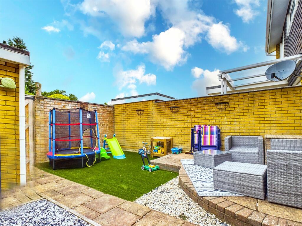 Additional image 14 of Rowan Drive, Highcliffe, Dorset, BH23