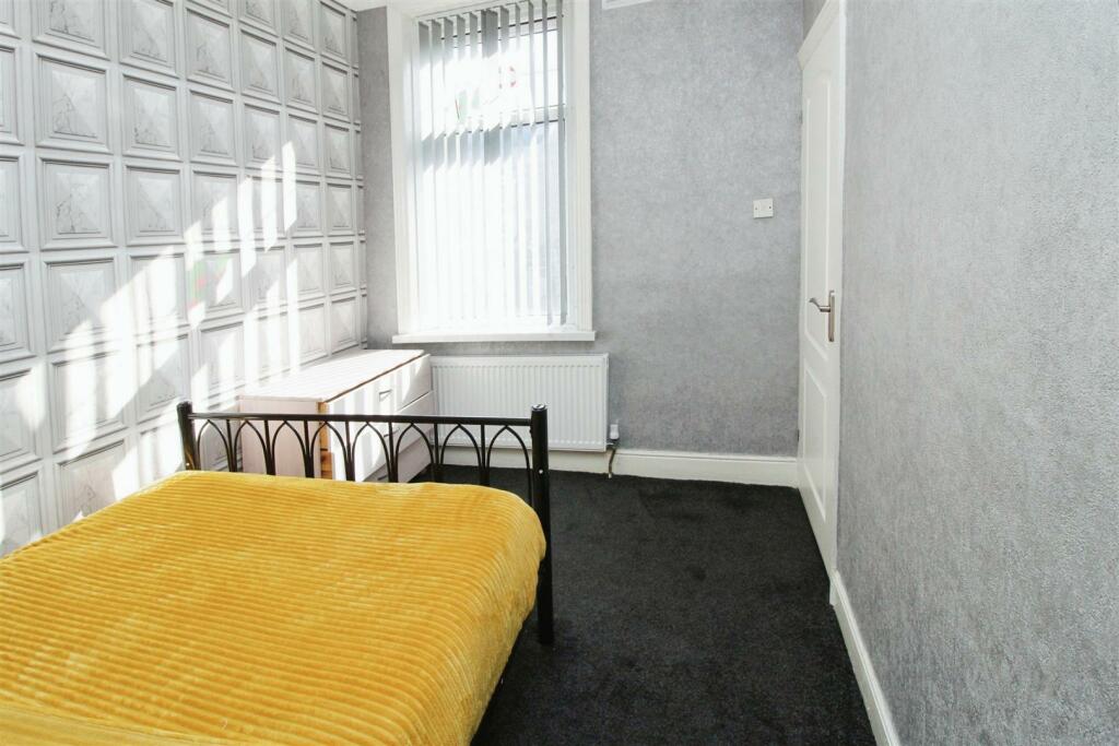 Additional image 10 of Chislehurst Place, Bradford, BD5 0PH