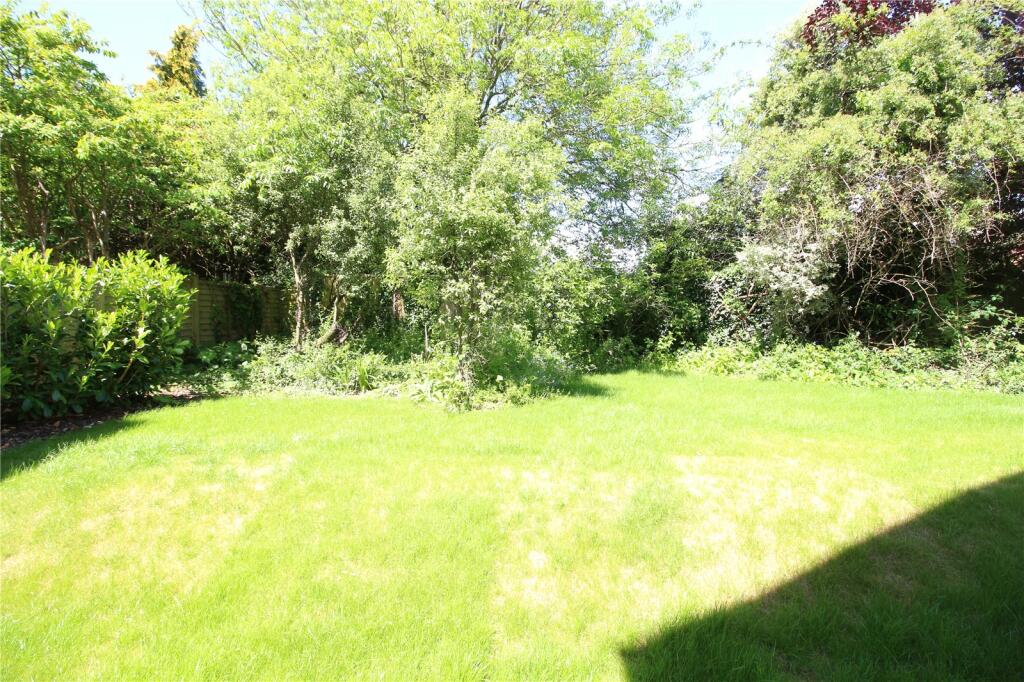 Additional image 4 of Chewton Farm Road, Highcliffe, Dorset, BH23