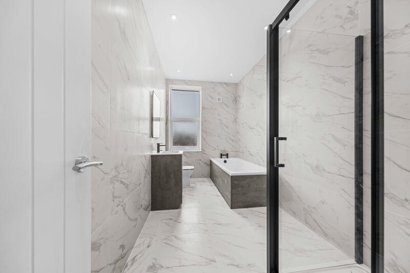 Additional image 19 of South Parade, Cleckheaton