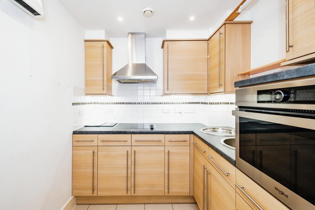 Additional image 10 of Claridge House, Chruch Street, Litttlehampton, BN17