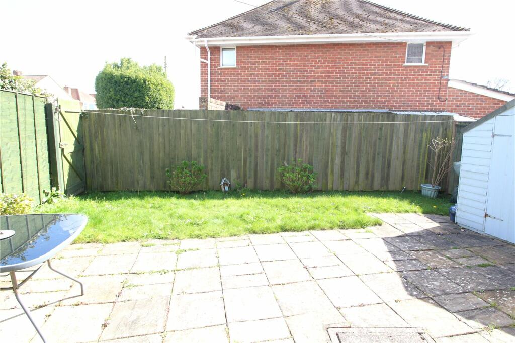 Additional image 6 of Albert Road, New Milton, Hampshire, BH25