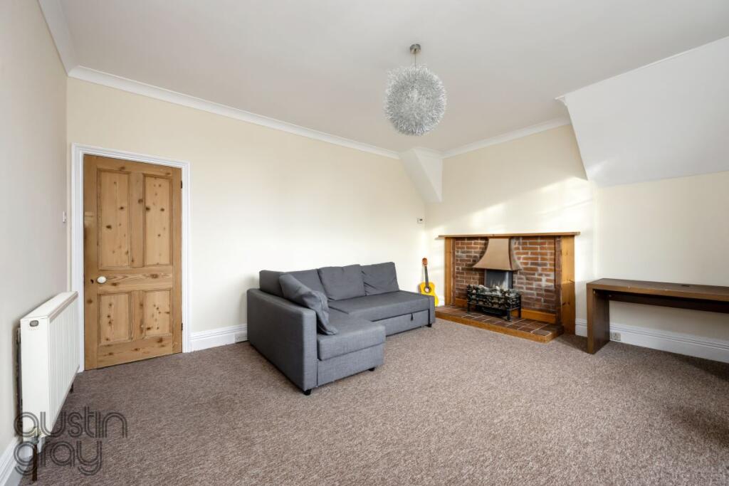 Additional image 2 of Flat 5, 32 St Johns Road, Eastbourne, BN20 7JB