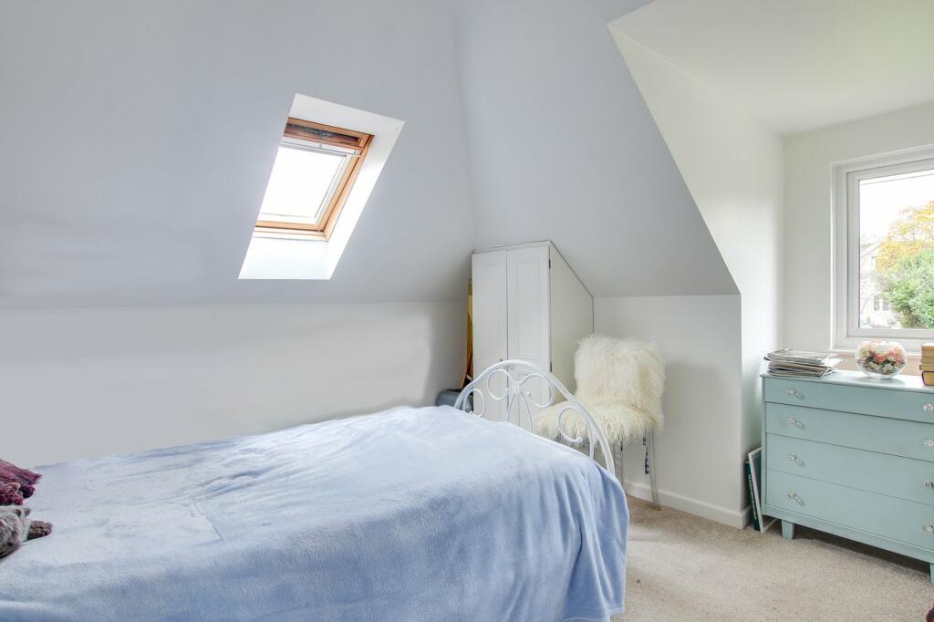 Additional image 17 of Elphinstone Road, Highcliffe, Christchurch, BH23