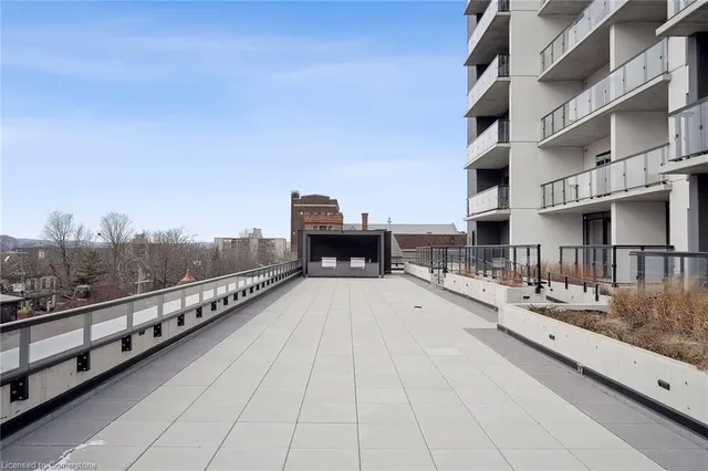 Additional image 31 of 15 Queen St S St Unit 2114